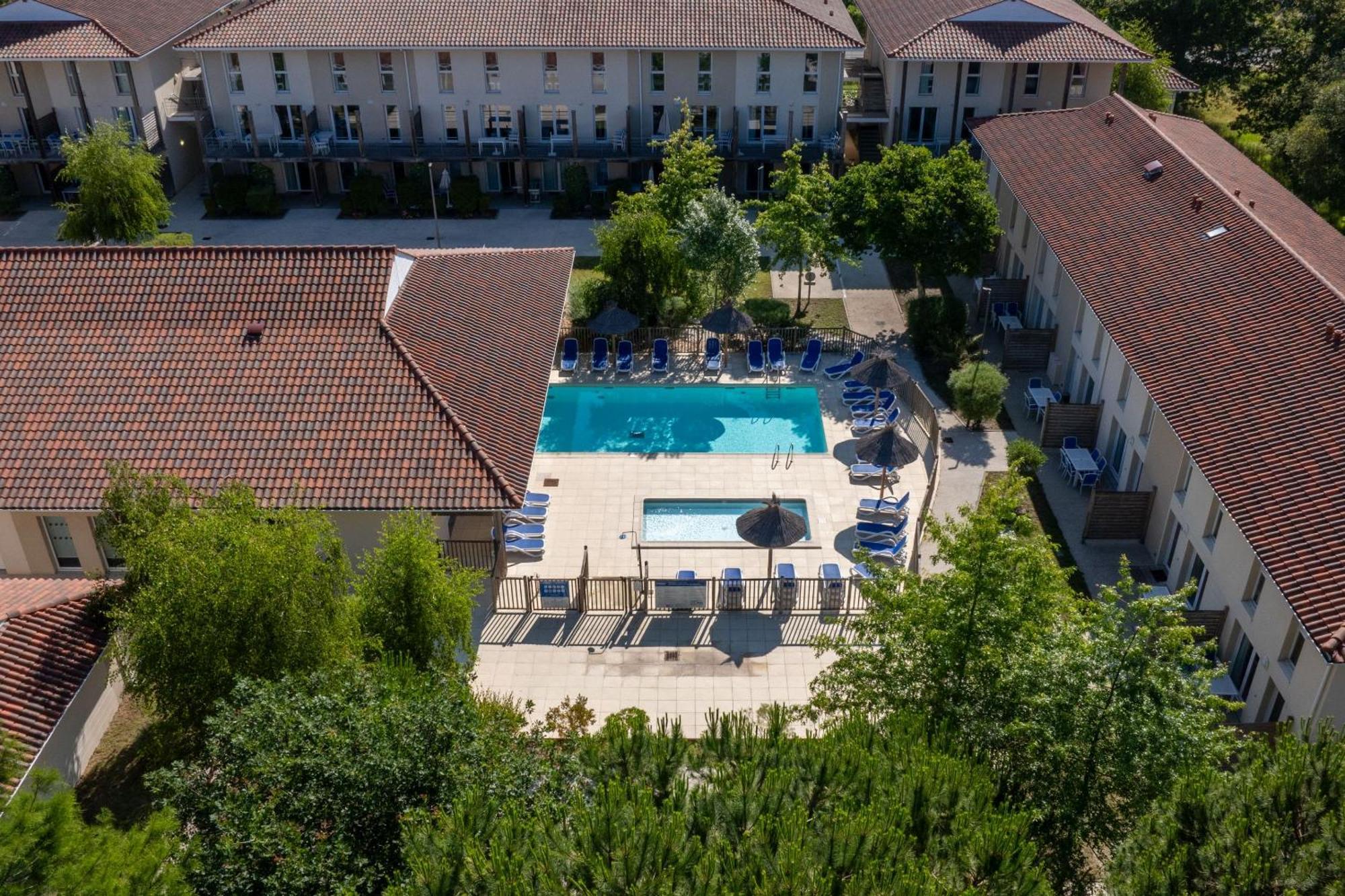 Odalys Le Petit Pont Aparthotel